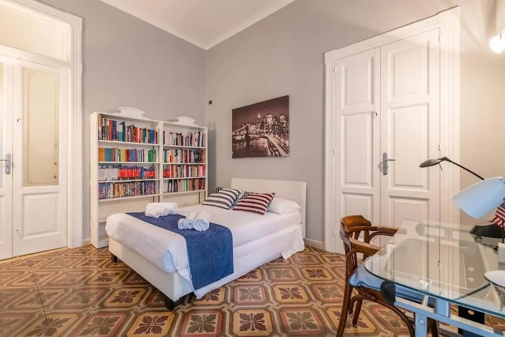 Dea - Boutique Loft In The City Center Bari Italië