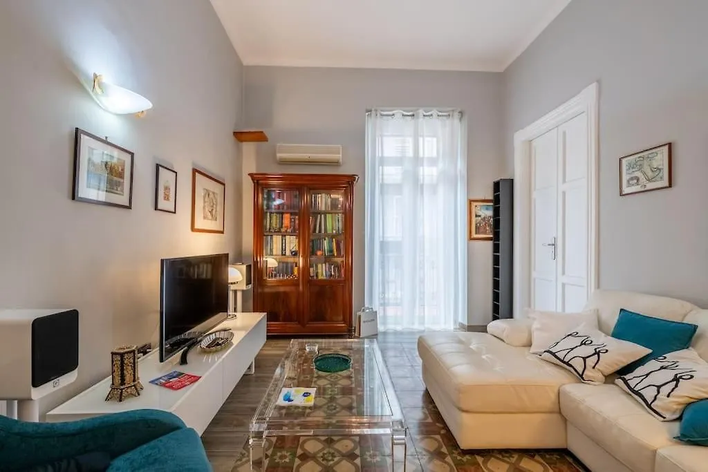 Dea - Boutique Loft In The City Center Bari