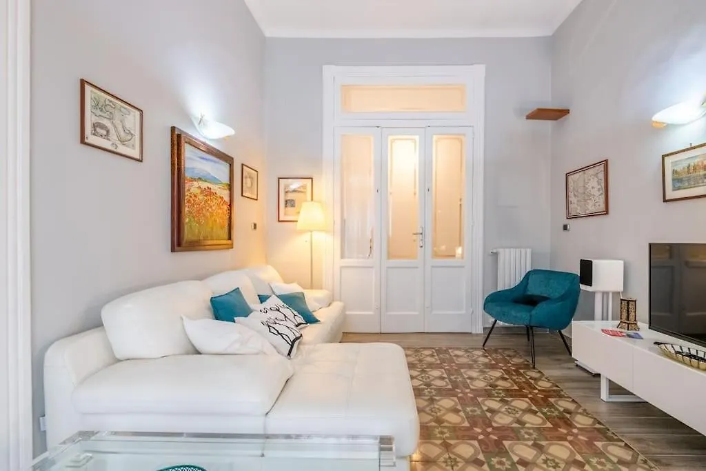 Dea - Boutique Loft In The City Center Bari